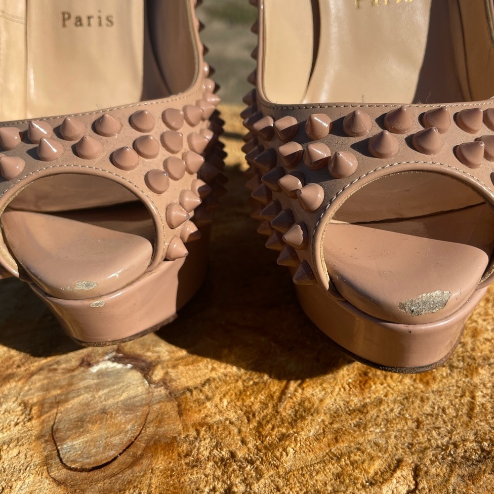 Christian Louboutin Studded Tan Heels - Picture 4 of 11